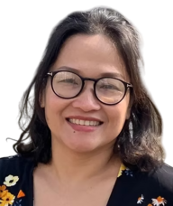 Book an Appointment with Mrs Young Dinh for Aromatherapy