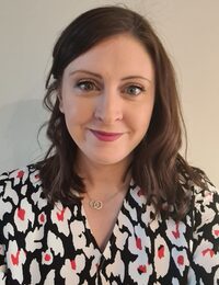 Laura Docherty null