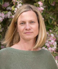 Book an Appointment with Susanne Weichhardt for Acupuncture