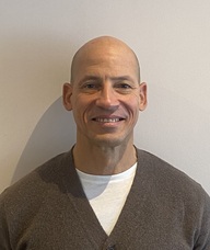 Book an Appointment with Ernesto De La Cruz Valdes for Osteopaths