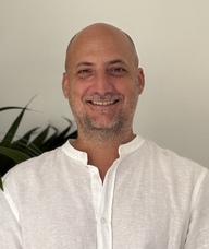Book an Appointment with Jorge de Oleza for Yoga
