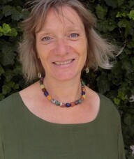 Book an Appointment with Julia Linfoot for Women's Health & Pregnancy